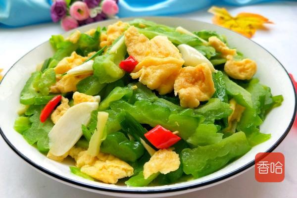 大厨炒苦瓜的做法,炒苦瓜不苦的秘诀