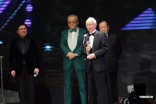 邹文怀怎么请李小龙来香港的,香港影坛大亨邹文怀