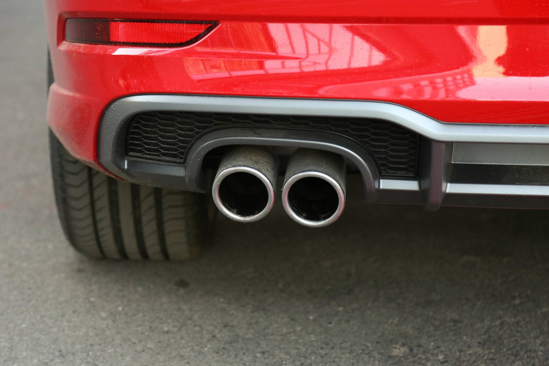 30万预算奔驰宝马奥迪谁更有面子,28万到32万选择宝马和奥迪的车型