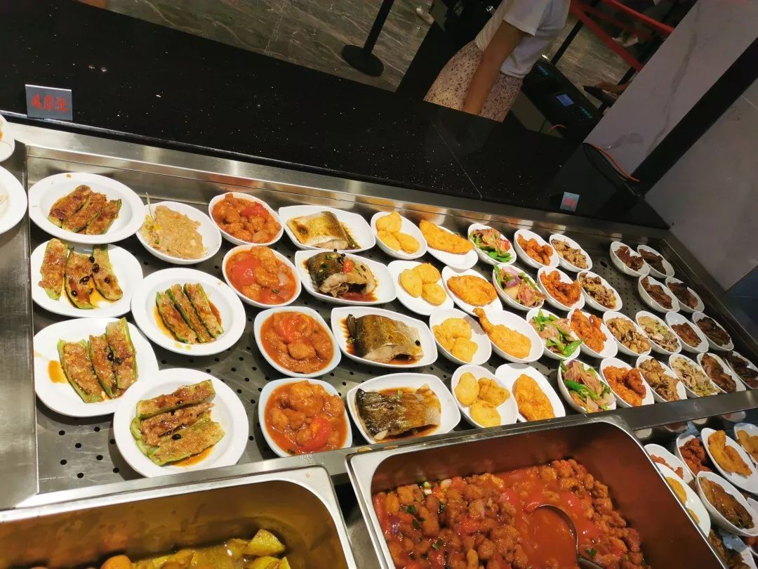 广东科贸职业学院一分钟了解,广东科贸职业学院清远校区校运会