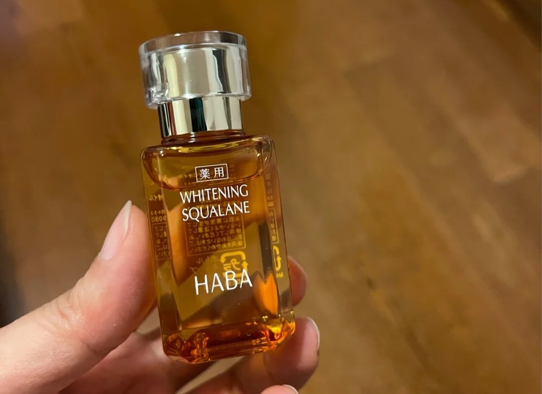 适合抗老修复熬夜提亮的精华油,适合大油皮性价比高的精华