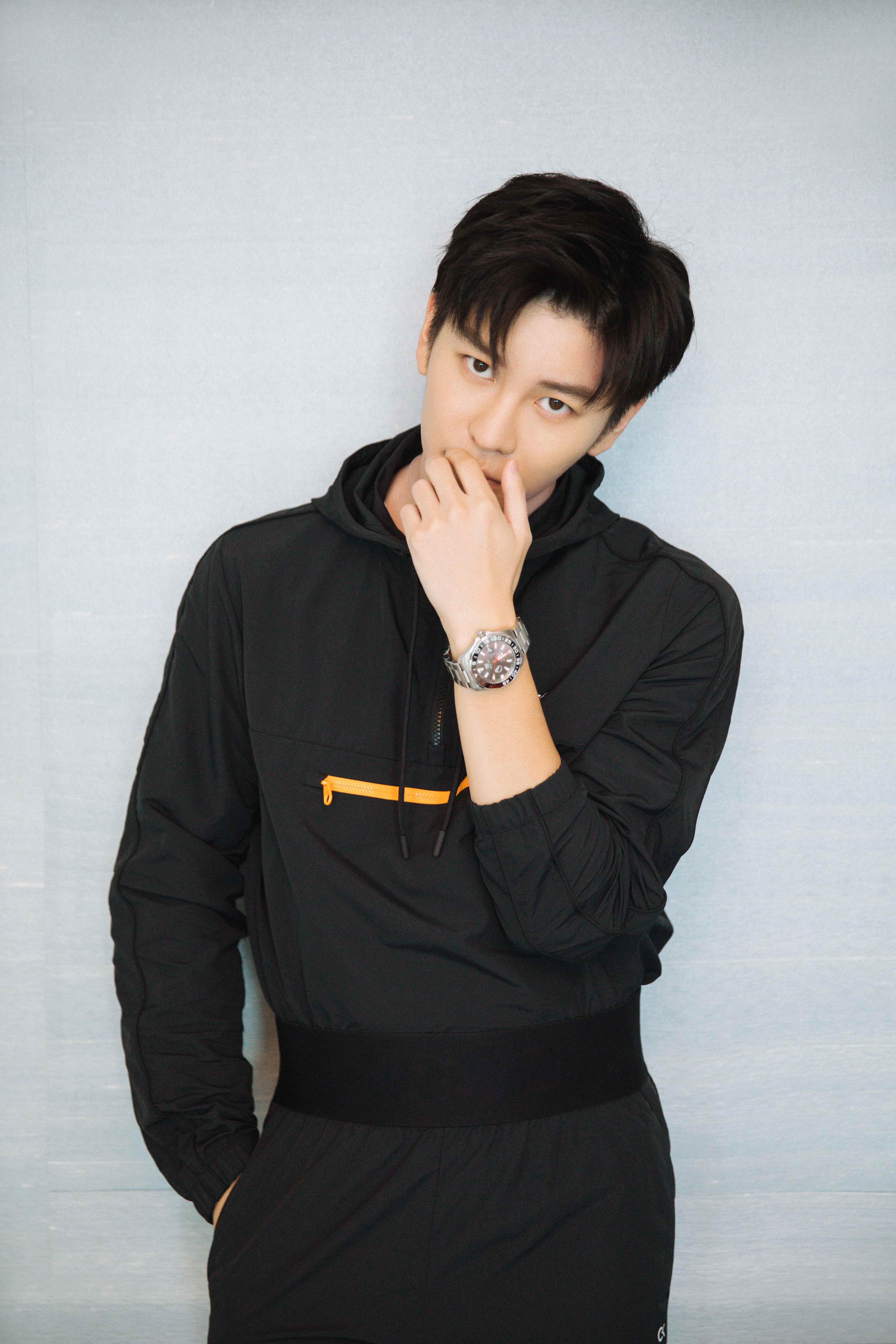 王嘉尔英超联赛,王嘉尔英超开场秀是哪一天