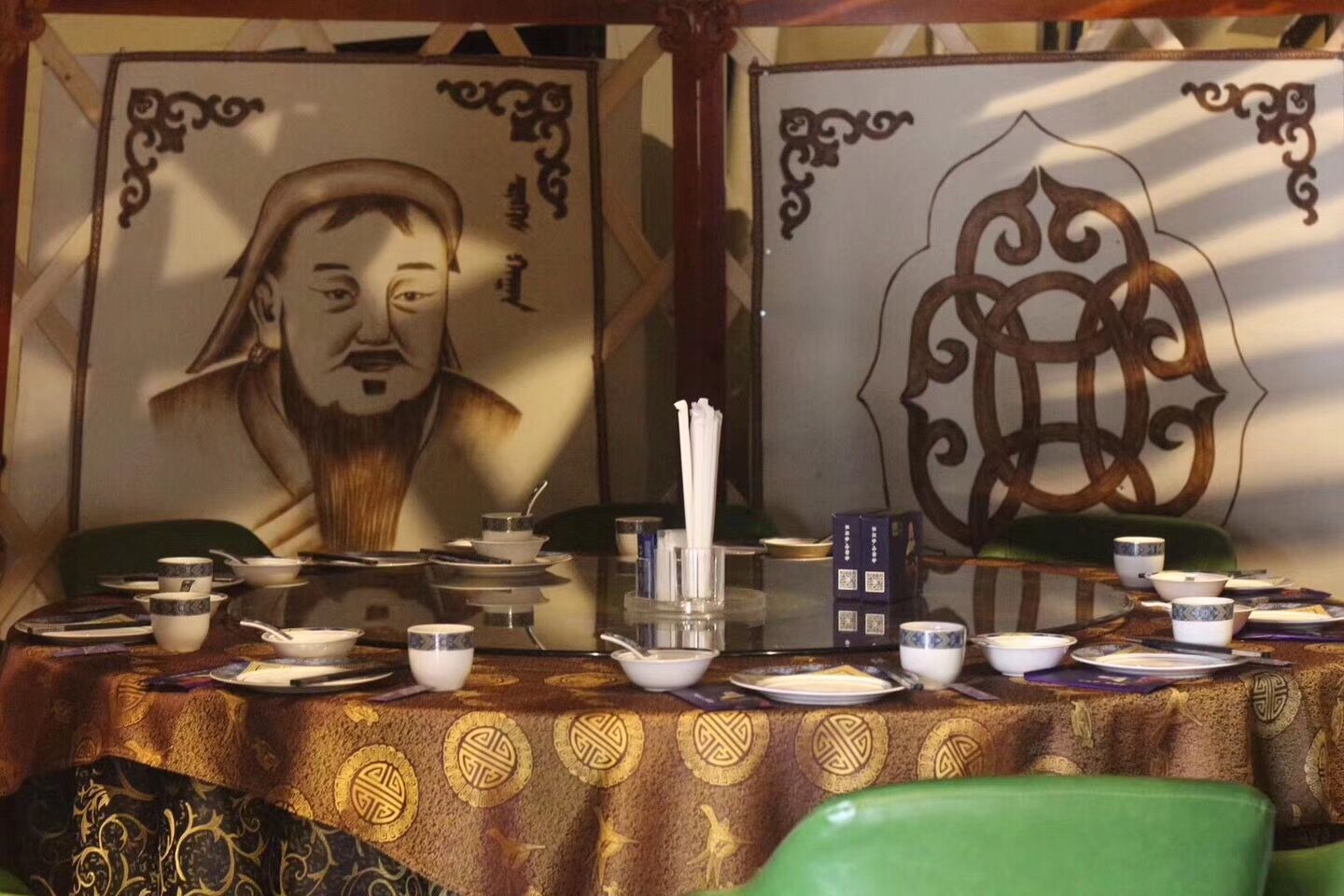 内蒙古烤全羊盛宴,蒙古最地道的烤全羊