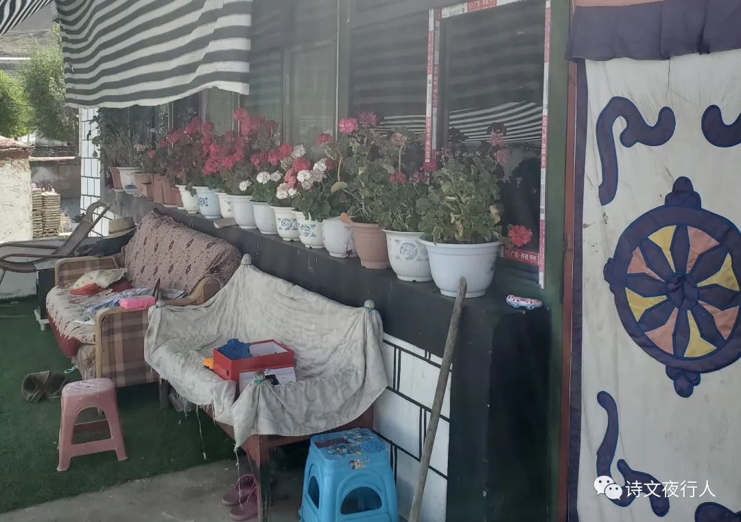 西藏眼睛的天堂心灵的圣地,眼睛的天堂稻城亚丁