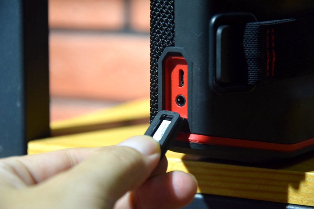 teufelrockstergo璇勬祴,teufelrockstergo渚挎惡钃濈墮闊崇