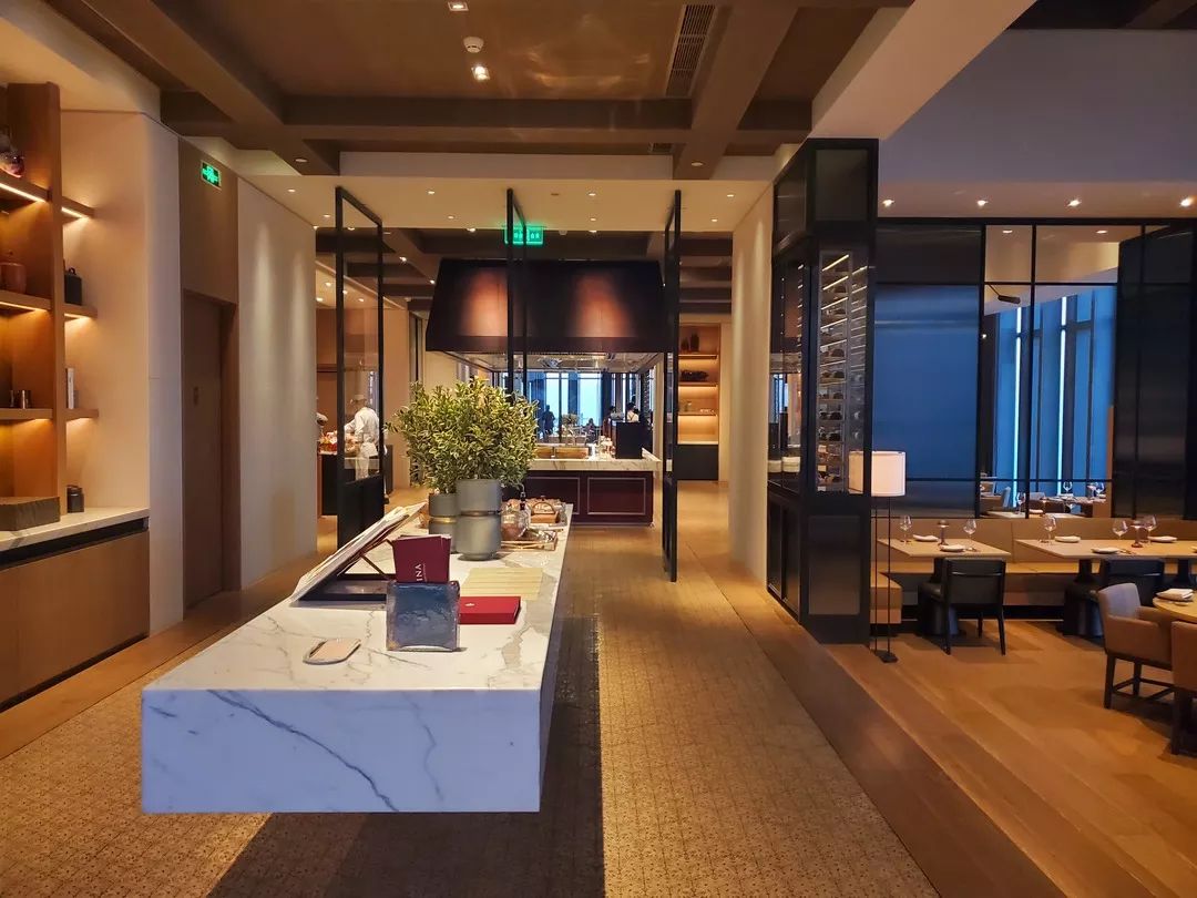 广州瑰丽酒店设计公司,广州瑰丽酒店108宴会厅价格