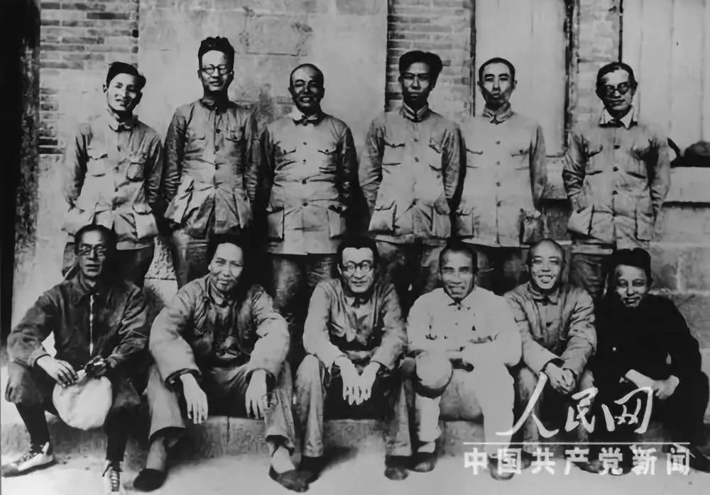 126张照片缅怀毛主席一生!