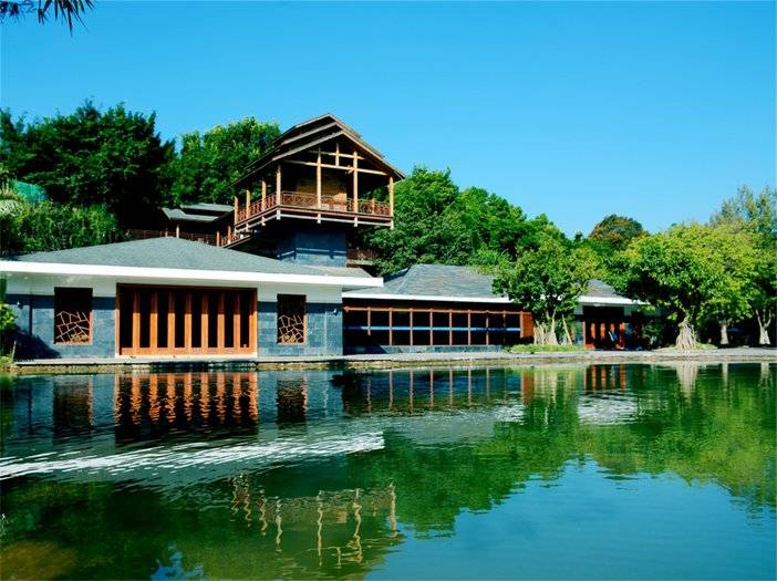 昆明弥勒温泉推荐,弥勒湖泉温泉五一