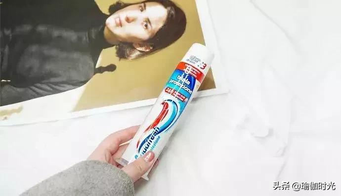 美白净齿牙膏去黄牙,牙齿美白除口臭牙膏修正