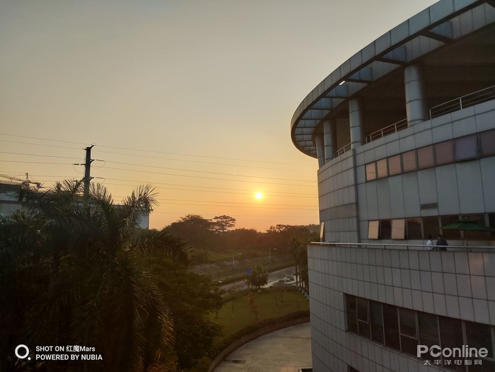 红魔mars手机游戏测评,红魔电竞手机mars多少钱