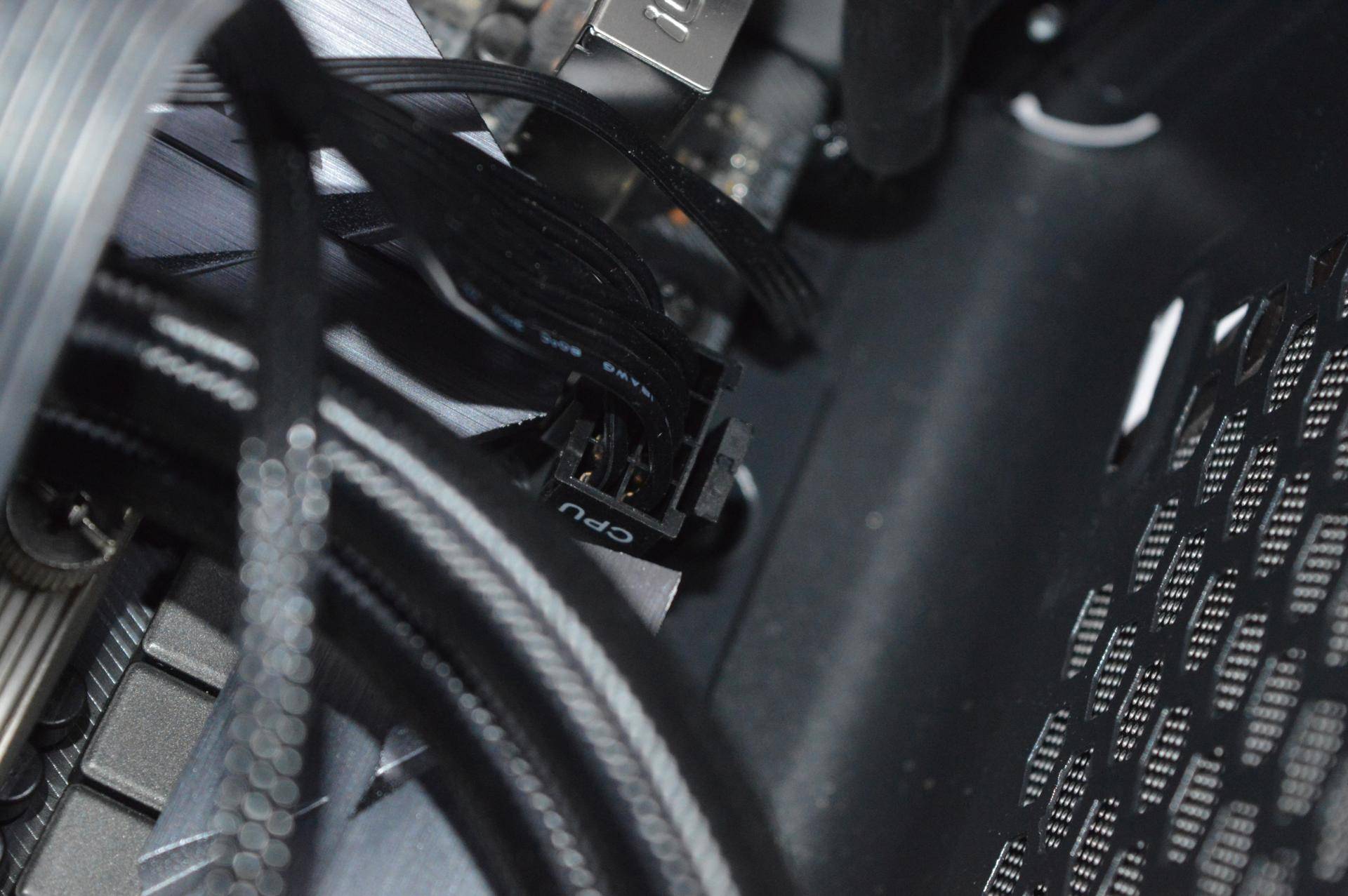 日系电容金牌650w,全日系电容金牌电源推荐