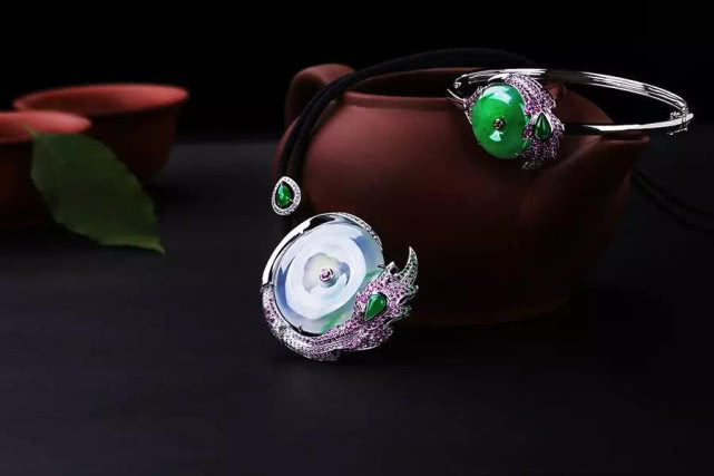 翡翠精品巡展活动火热进行中,汇购老凤祥第九届翡翠节巡展