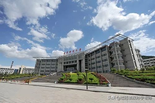 每日一校黑龙江科技大学,每日一校大连科技学院