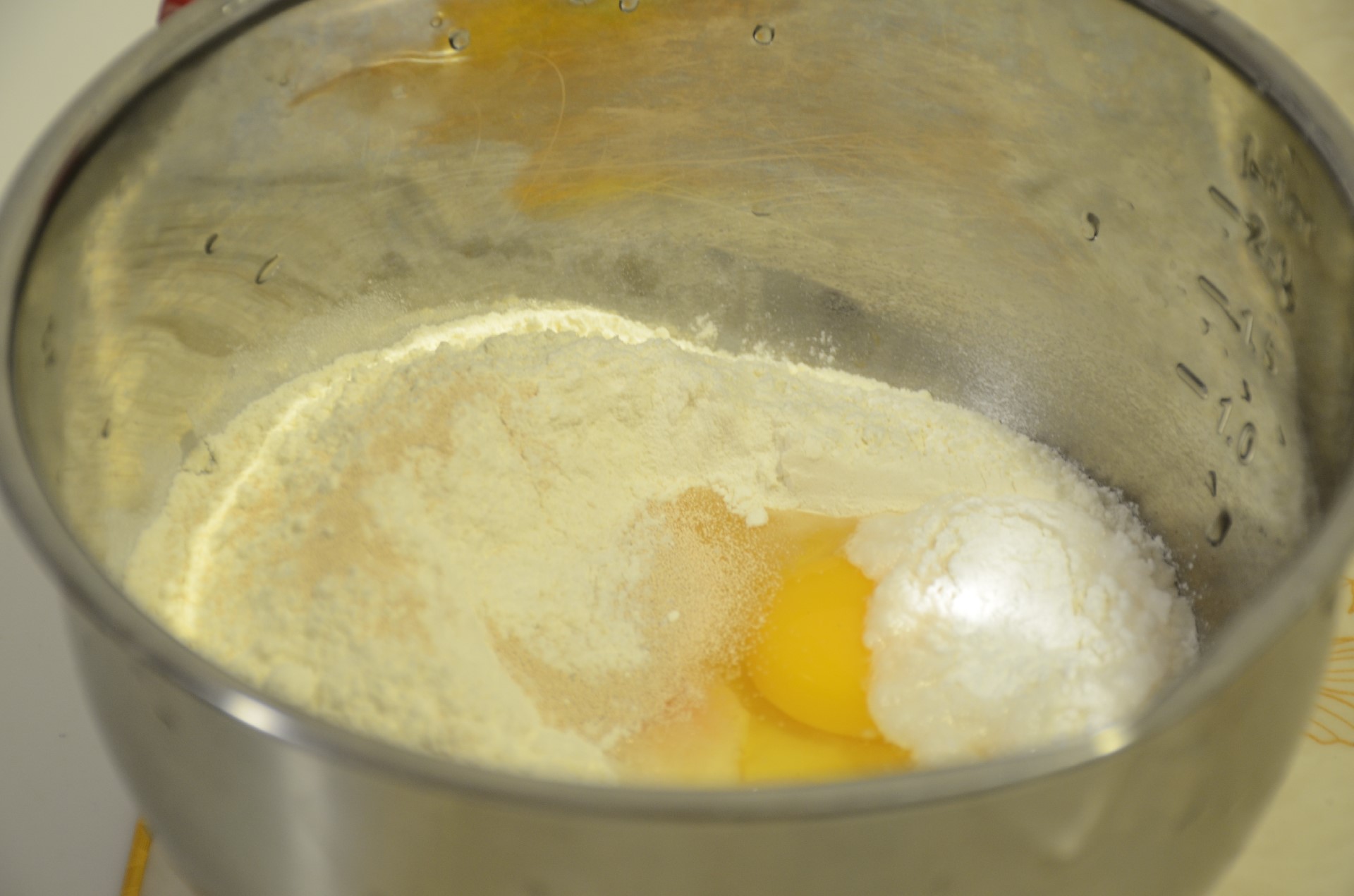 油条不打水线的技巧与配方,油条简单炸法