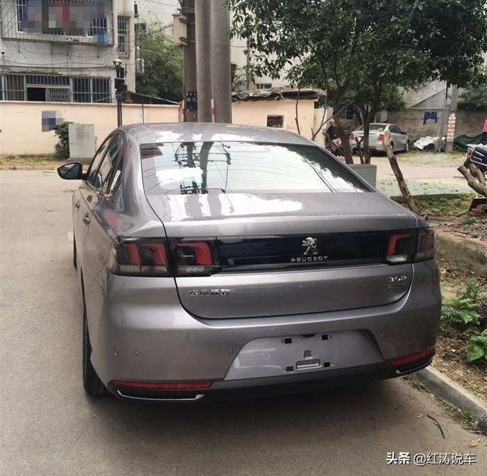 没要大众朗逸，看上了这辆“小辛巴”，优缺点都很明显