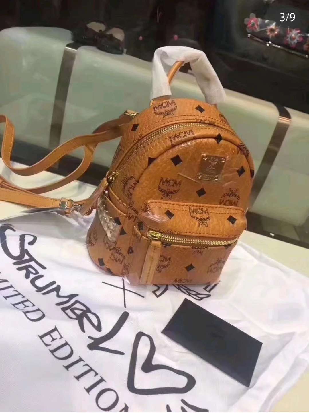 MCM的双肩包你入了吗？出门旅行凹造型完美胜任！