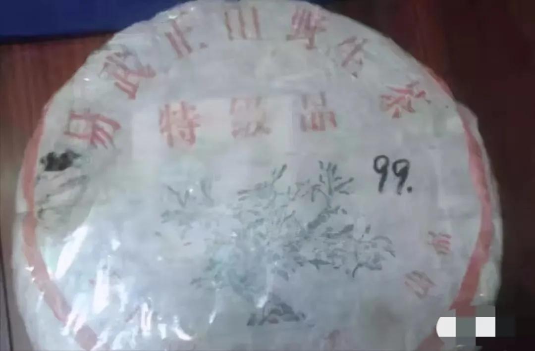 普洱茶假茶鉴定方法有哪些,普洱茶老茶哪可以鉴定真假