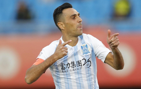 更换主帅,富力扎哈维4战斩5球