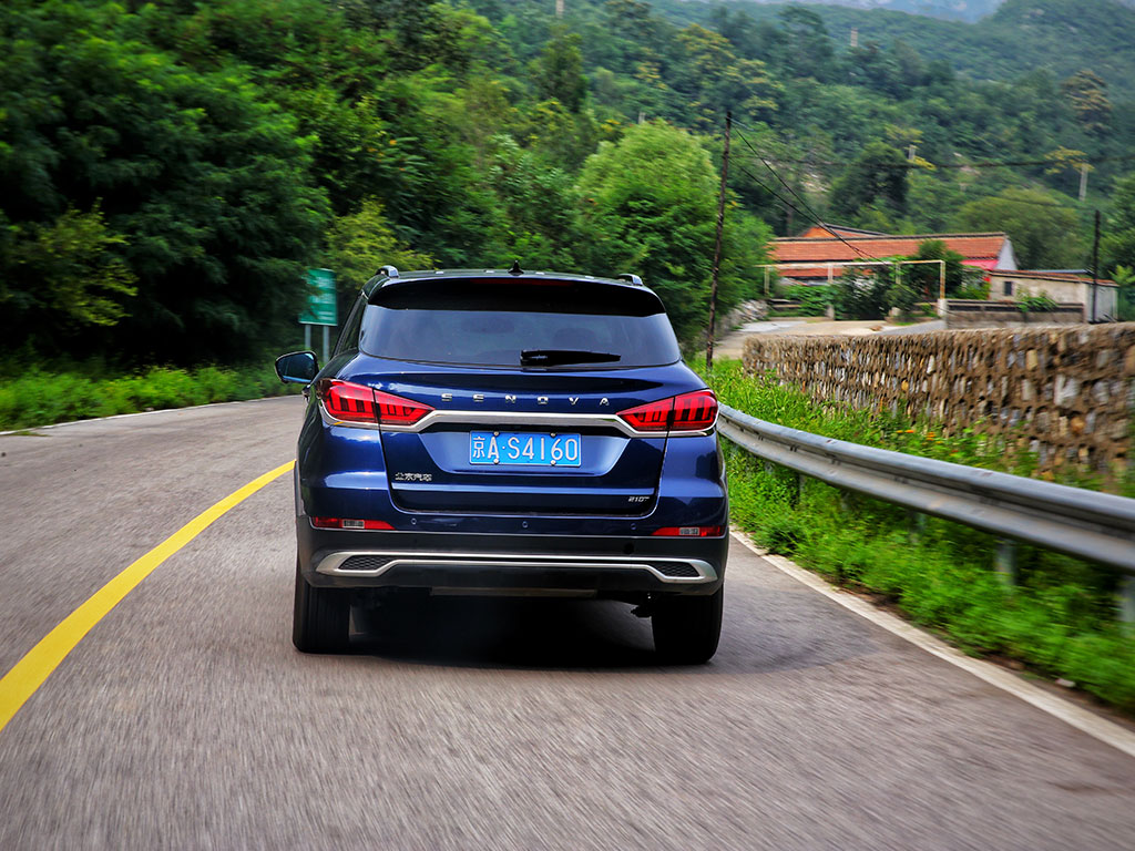 场爷撩车：5.99万起售的SUV如何让5位编辑对它的态度发生大转变？