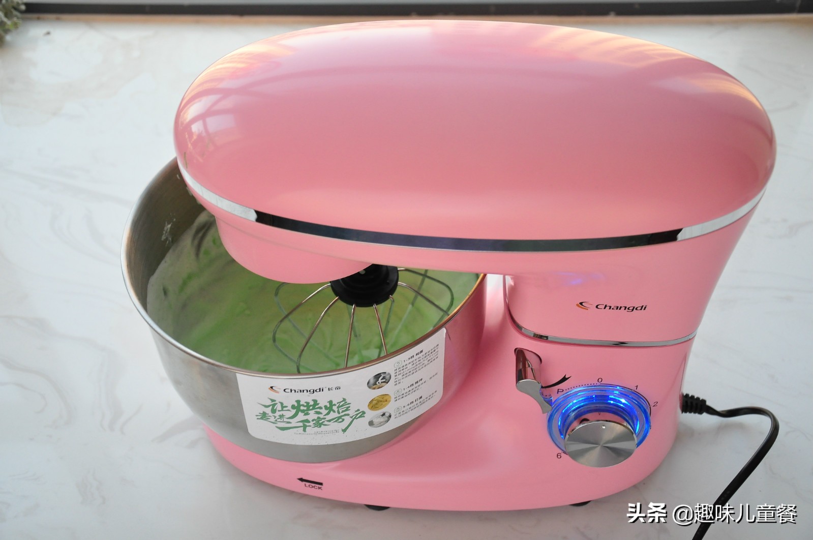 这种蔬菜代替翻糖和豆沙更健康，复活节咱们一起来做杯子蛋糕吧