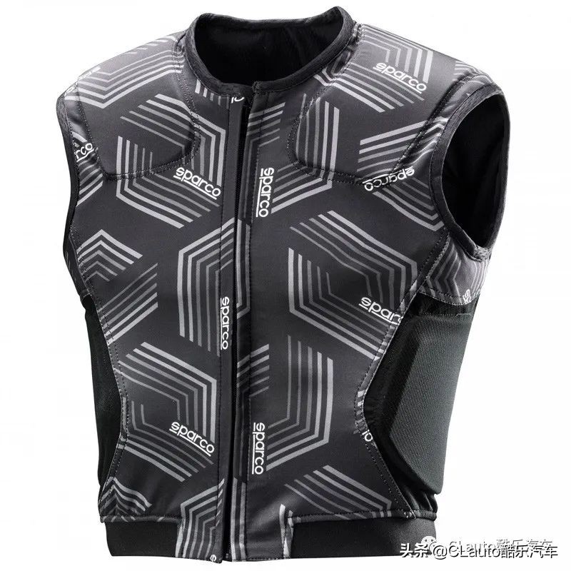 赛车装备推荐,赛车新手如何选车