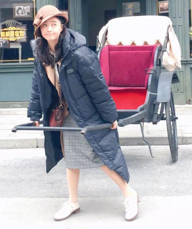 中戏羽绒服新旧版对比,中戏羽绒服和上戏羽绒服哪个好