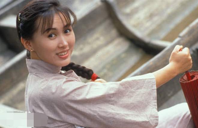 亚视一姐被追求者逼疯,亚视一姐结婚28年被掏空家产