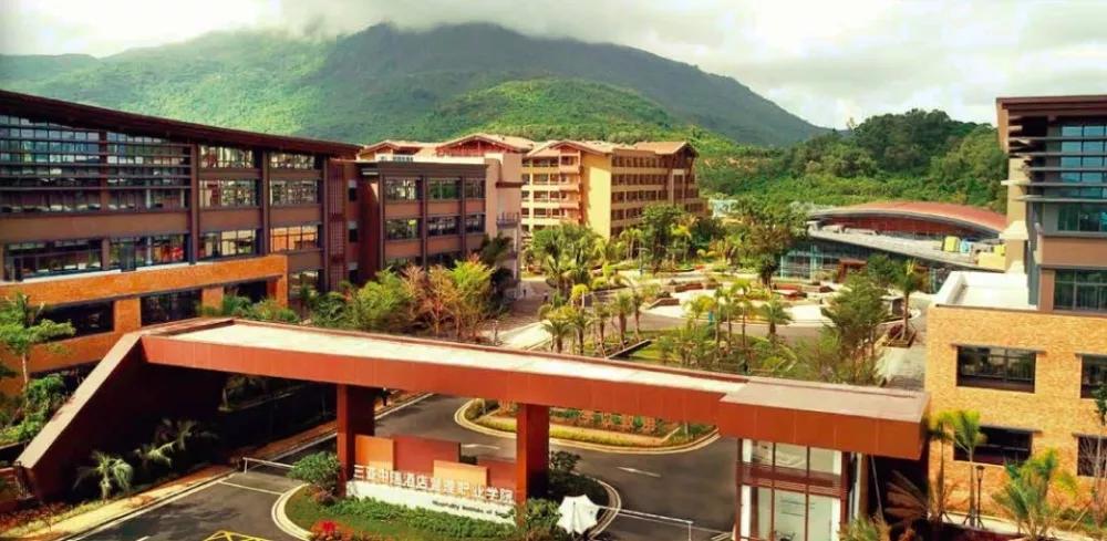 悦动青少年训练营,悦动锋尚足球精英训练营