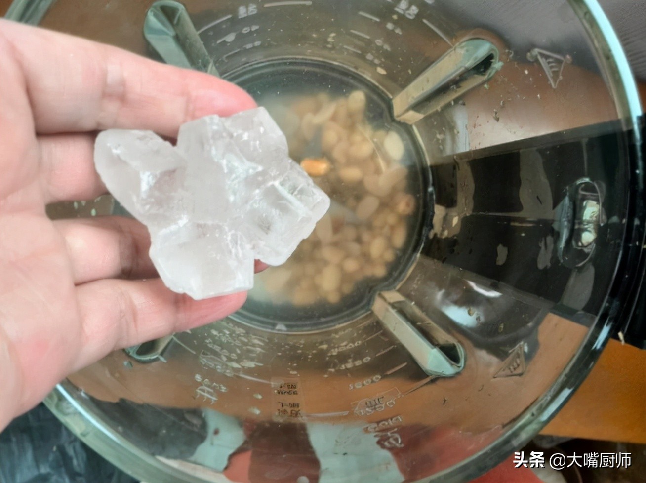 豆浆干豆和泡豆哪个好喝,豆浆怎么做可以不用泡豆