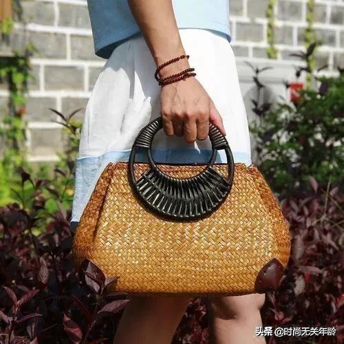 夏季百搭草编包,夏天的包界大咖草编包包