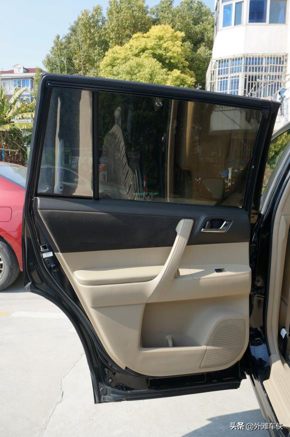 19款丰田汉兰达2.0t四驱尊贵7座,试驾2010款丰田汉兰达