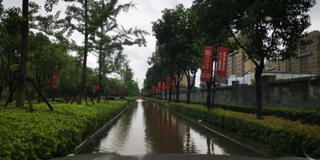 又到了梅雨季,日产奇骏冬季用车技巧