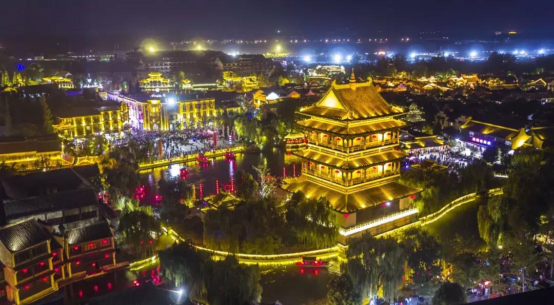 台儿庄景区内美食推荐,住台儿庄古城里面吗