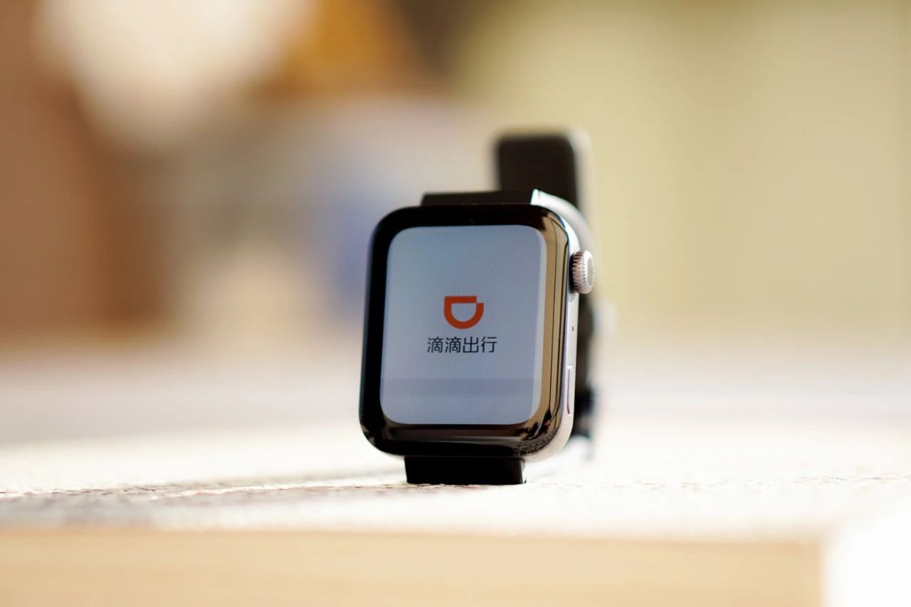 小米智能手表和华为手表哪个好,小米智能手表watch1和2有什么区别