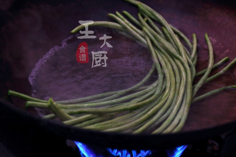 炸鸡肉丸子怎么做才能酥脆,酥炸鸡肉丸