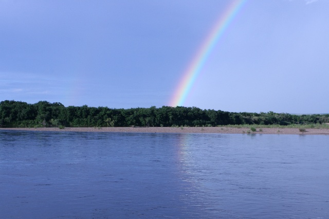 下雨出现彩虹素材,下雨以后的彩虹真好看