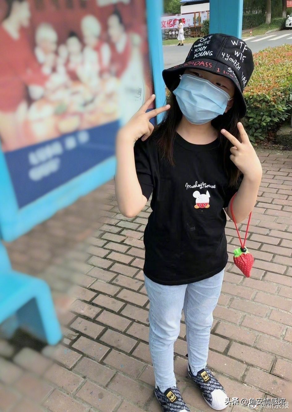 常州新北万达女孩坠楼事件,常州湖塘女子8楼坠楼身亡