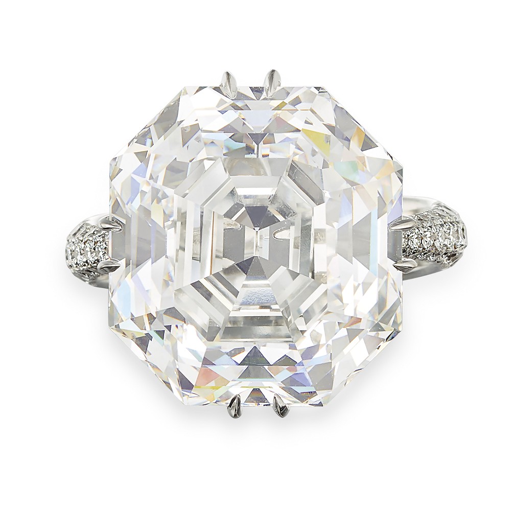 皇冠款钻戒杨颖,杨颖的皇冠钻戒多少钱