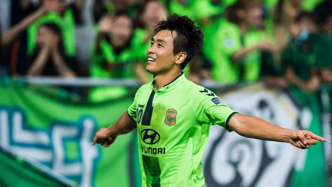 韩国射手榜孙兴慜,金英权和孙兴慜