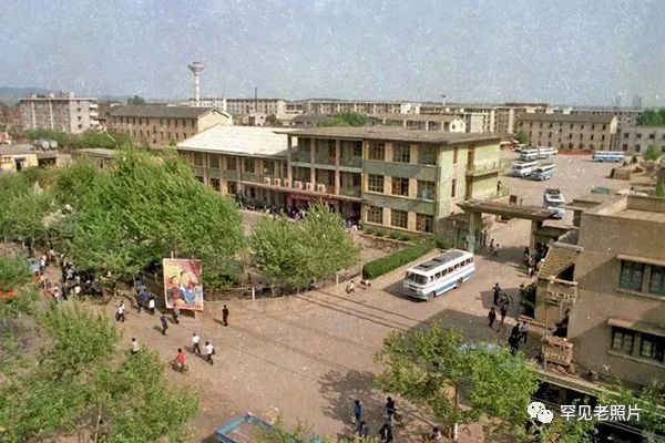 100年南京大桥绘画,南京红色100年