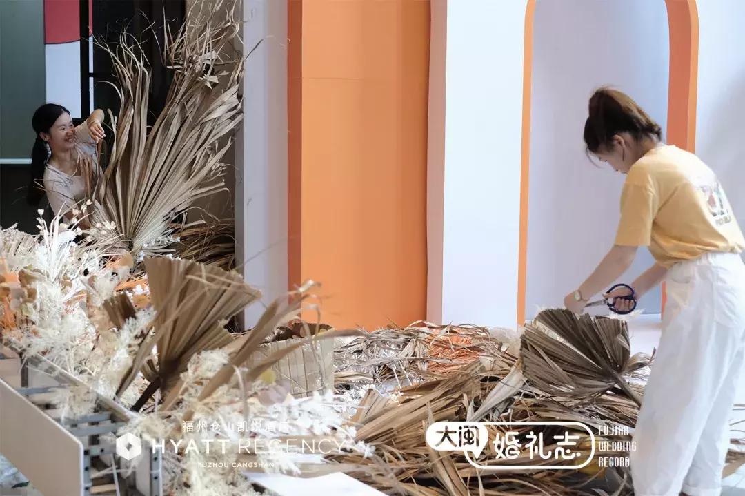 从万元婚纱照到10万婚宴,为什么全福州备婚的人都来参加喜事会