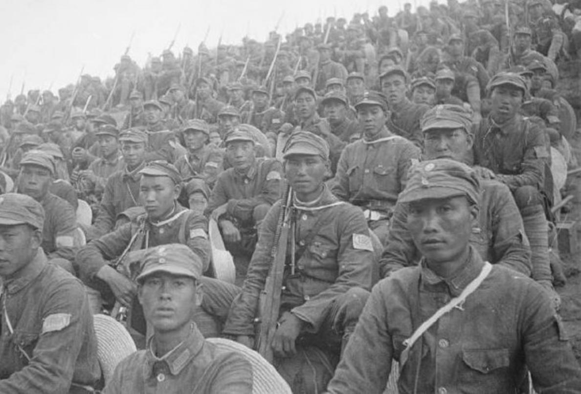 八年艰苦抗战，八路军的*药弹**从哪里来？毛*东泽**指示：另辟蹊径