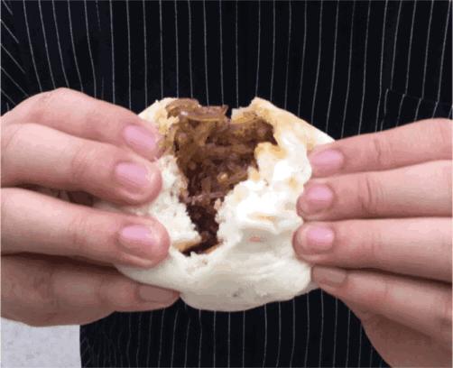 探店:信阳这家十年无名包子铺,据说排队到腿软也要吃?