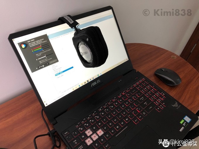 华硕飞行堡垒七可以连蓝牙键盘吗,华硕飞行堡垒7屏幕一闪一闪