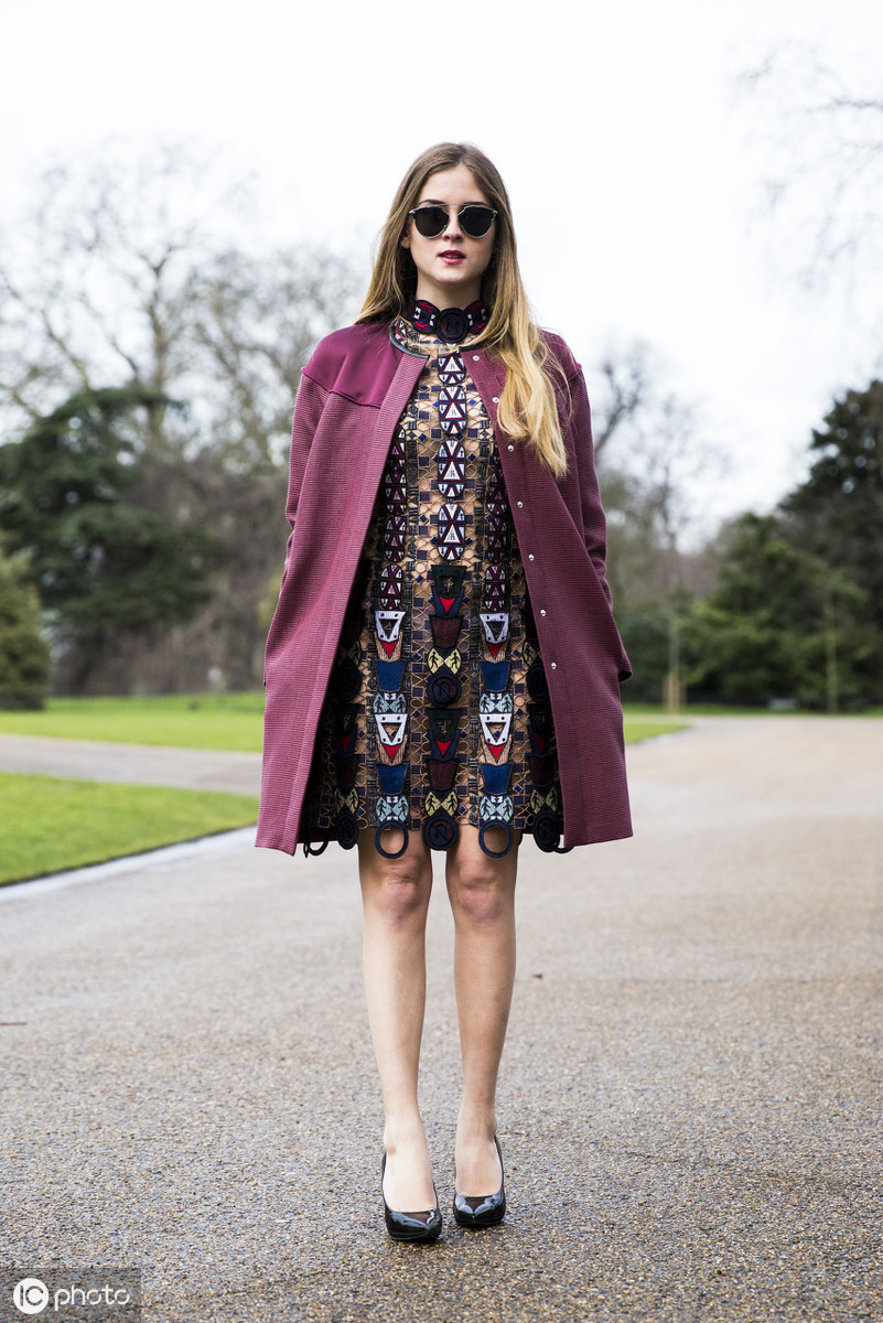 肤色搭配什么颜色好看高级,浅色系哪几种颜色搭配好看