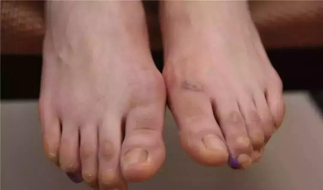 最美坦克女兵对比照,坦克女兵曾经的照片