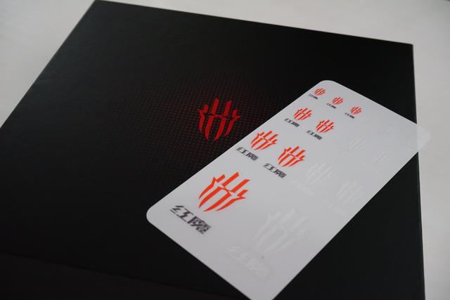 努比亚红魔3外屏,努比亚红魔3s外屏