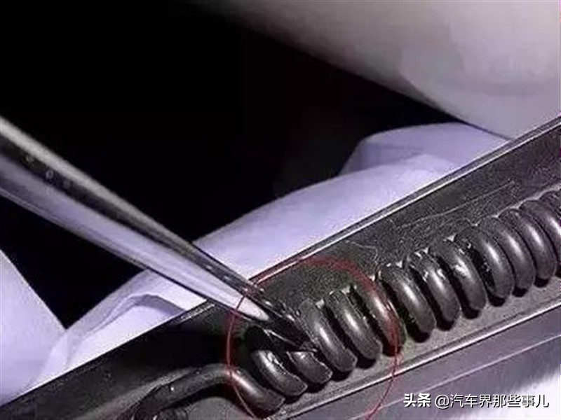 雨刮器刮不干净有雾怎么处理,雨刮器刮玻璃水印怎么处理