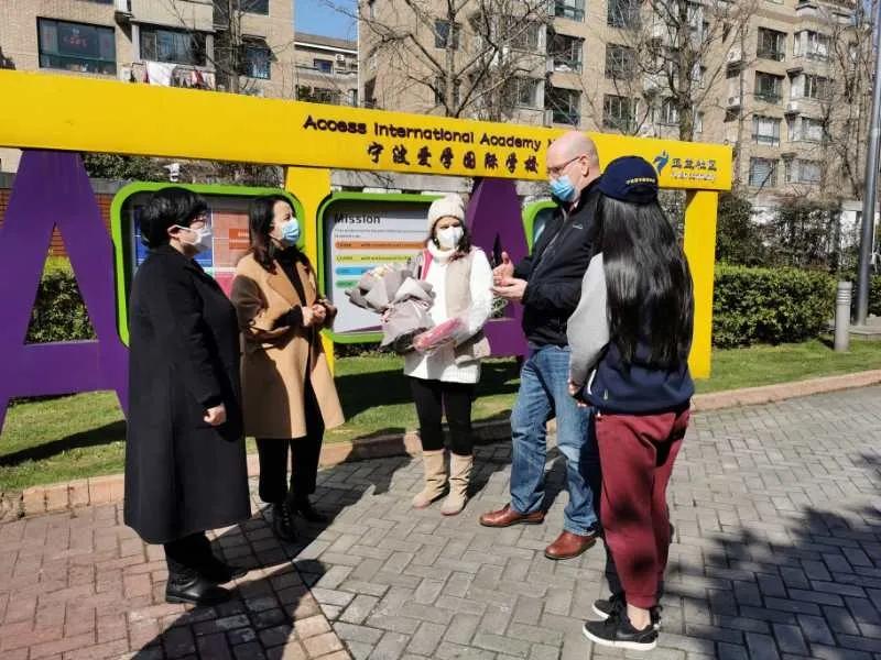 外防输入内防扩散社区,外防输入内防反弹学校防疫在行动