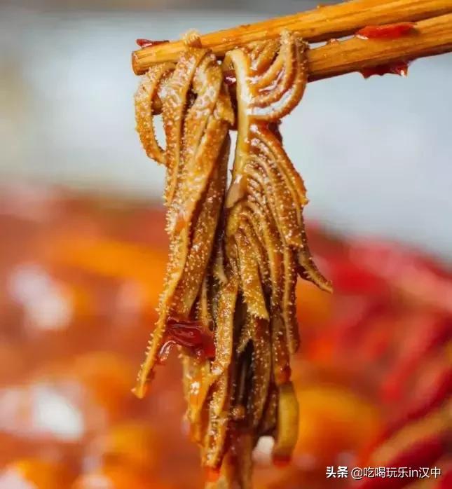 汉中特色鱼火锅,陕西汉中好吃的重庆老火锅店